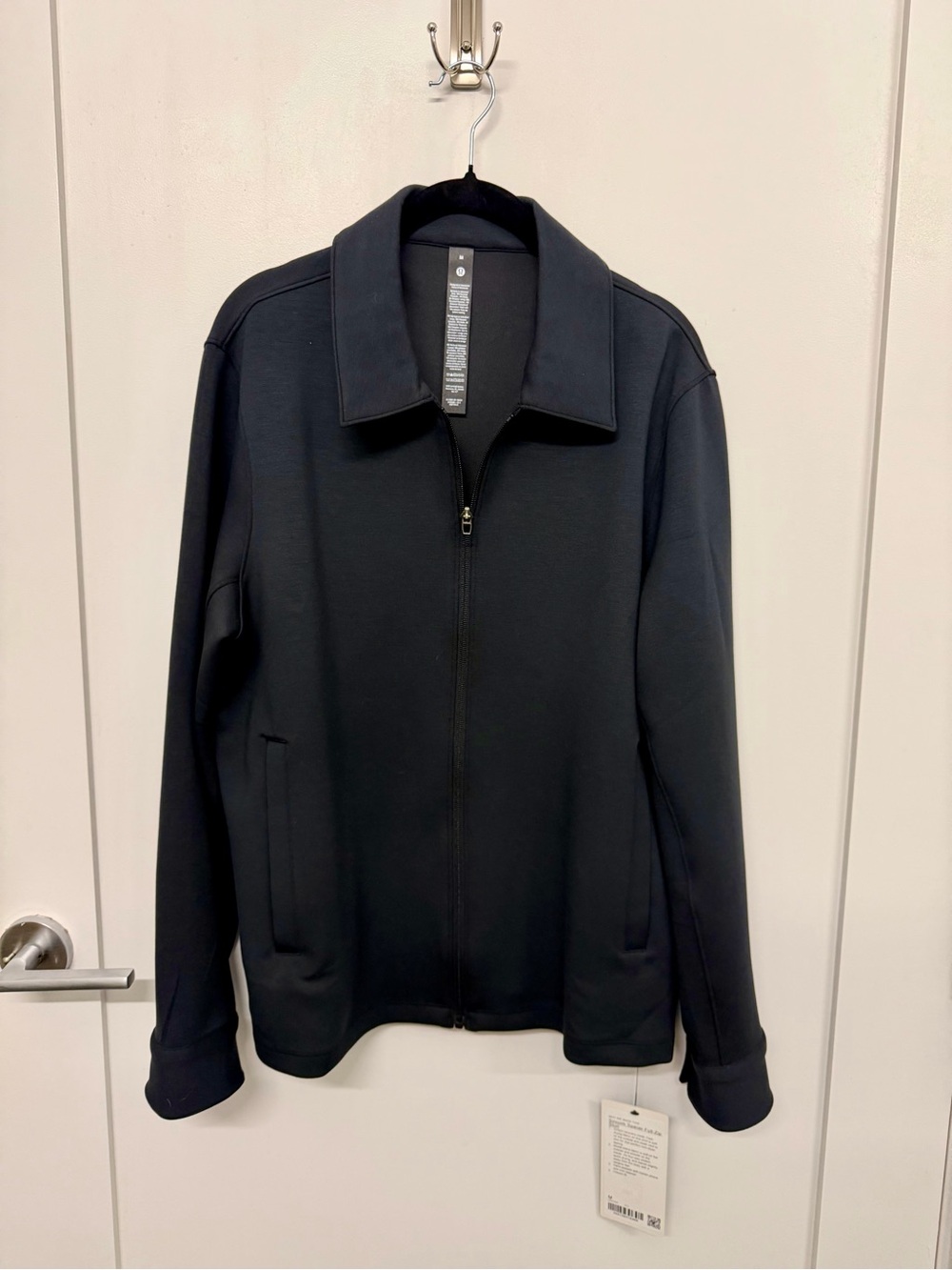 lululemon athletica Men's Black Full-Zip Jacket